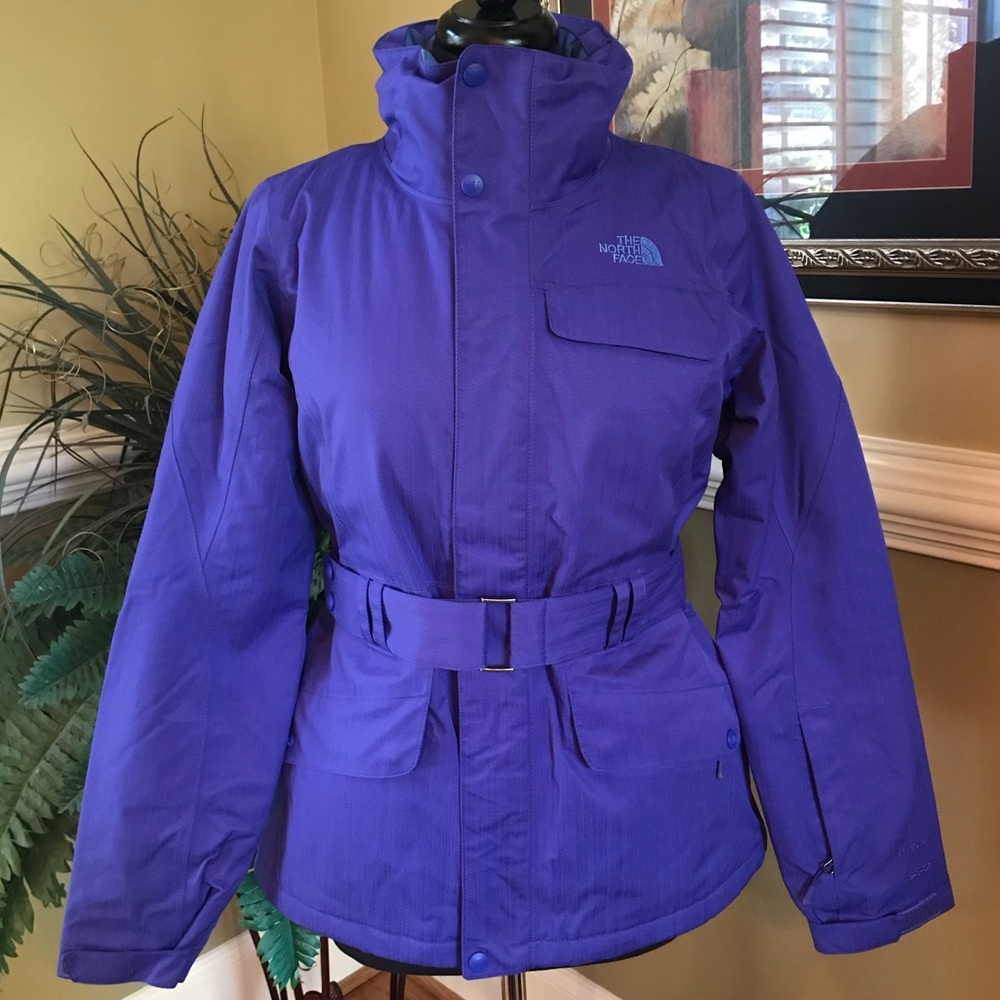 The North Face • Hyvent 550 Down Jacket - Size S